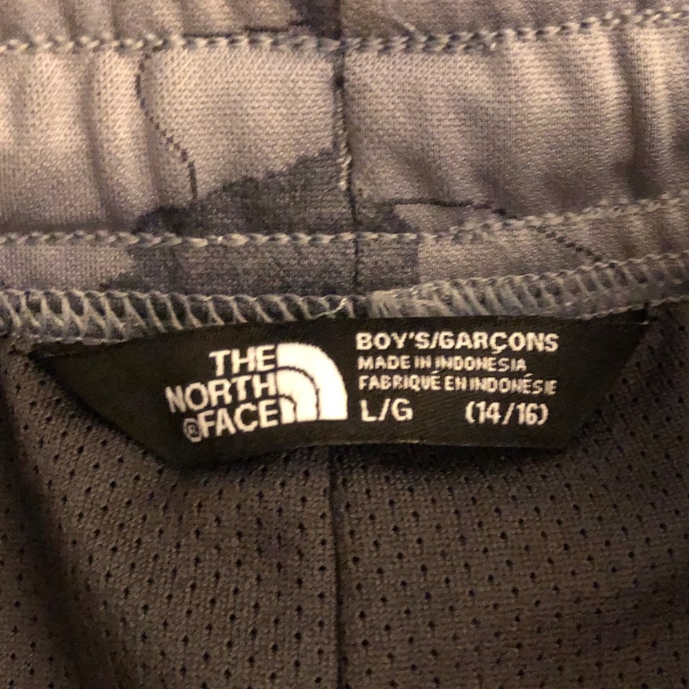 North Face Boys Gray Camo Sweatpants- Size L - Picture 3 of 5